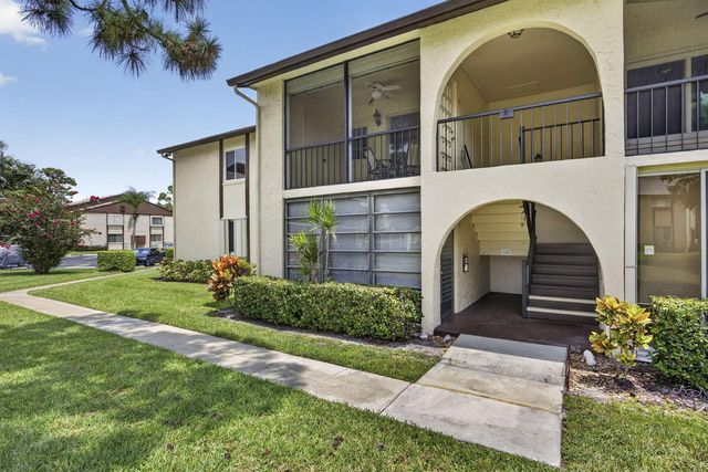 3625 La Aires Court C-2, Greenacres, FL 33463