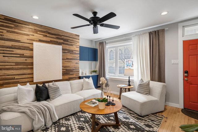 619 E THOMPSON ST, Philadelphia, PA 19125