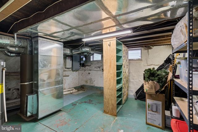 619 E THOMPSON ST, Philadelphia, PA 19125