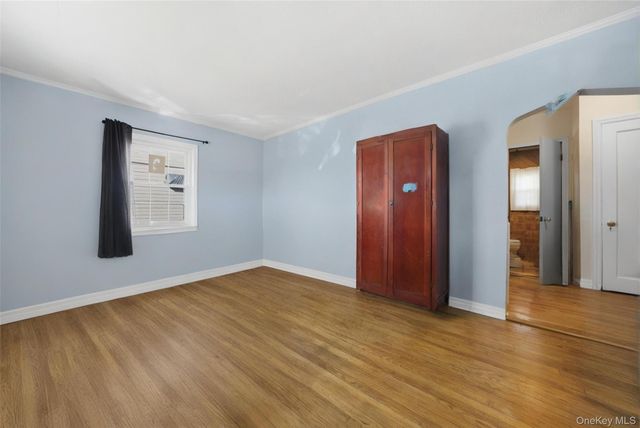 222 Lido Parkway, Lindenhurst, NY 11757