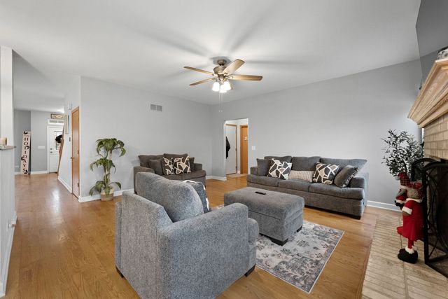 1158 Indian Grass Court, Minooka, IL 60447