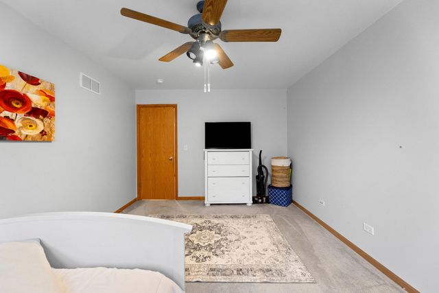 1158 Indian Grass Court, Minooka, IL 60447