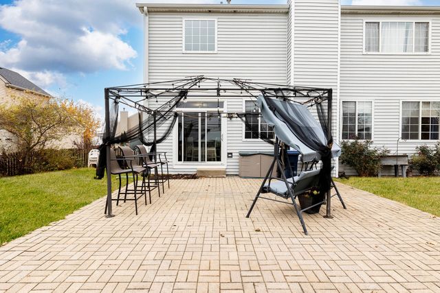 1158 Indian Grass Court, Minooka, IL 60447