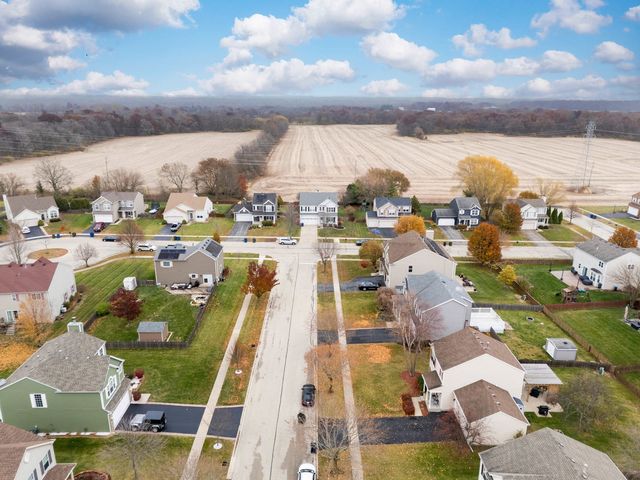 1158 Indian Grass Court, Minooka, IL 60447