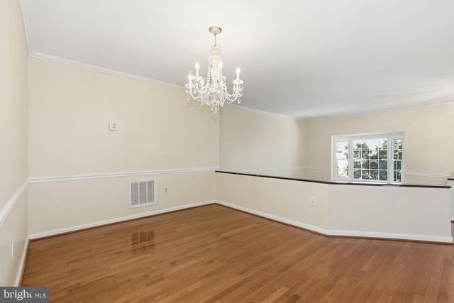 3931 TALLOW TREE PL, Fairfax, VA 22033