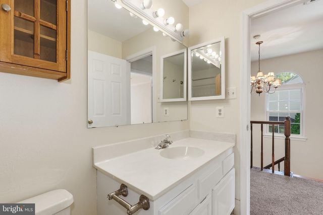 3931 TALLOW TREE PL, Fairfax, VA 22033