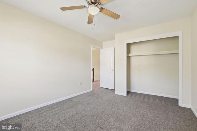 3931 TALLOW TREE PL, Fairfax, VA 22033