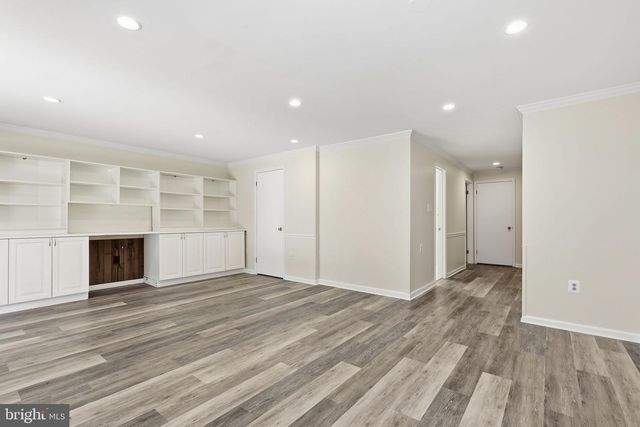 3931 TALLOW TREE PL, Fairfax, VA 22033