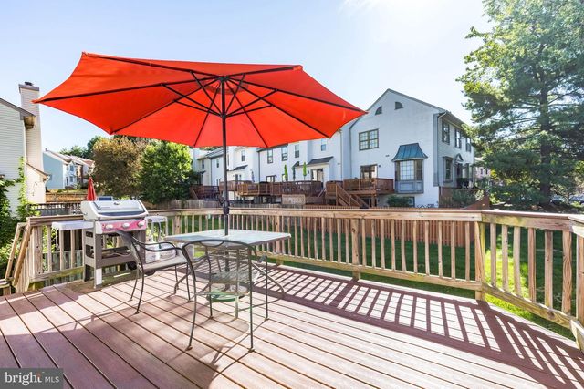 3931 TALLOW TREE PL, Fairfax, VA 22033