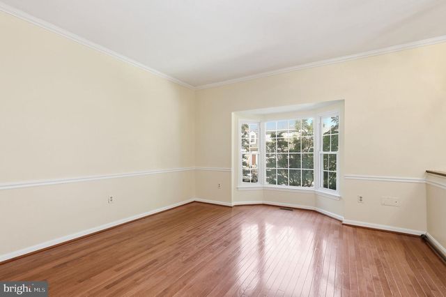 3931 TALLOW TREE PL, Fairfax, VA 22033