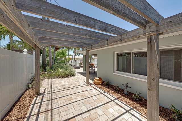 6717 CARDINAL DRIVE S, St Petersburg, FL 33707