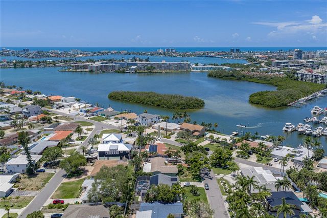 6717 CARDINAL DRIVE S, St Petersburg, FL 33707
