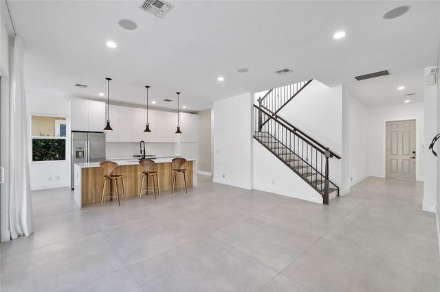 12015 NW 83rd Pl, Parkland, FL 33076