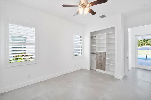 12015 NW 83rd Pl, Parkland, FL 33076