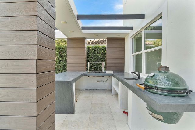 12015 NW 83rd Pl, Parkland, FL 33076