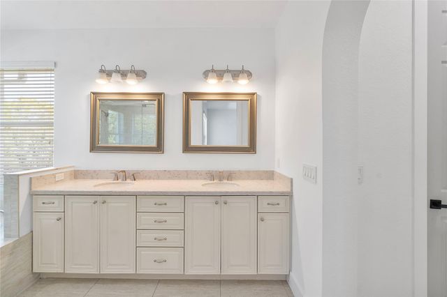 12015 NW 83rd Pl, Parkland, FL 33076