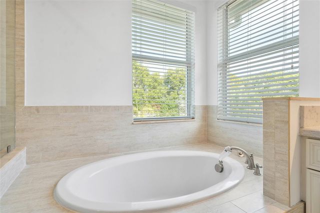 12015 NW 83rd Pl, Parkland, FL 33076