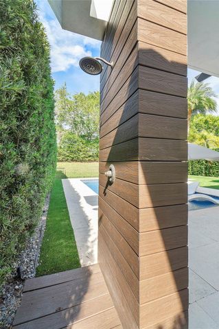 12015 NW 83rd Pl, Parkland, FL 33076