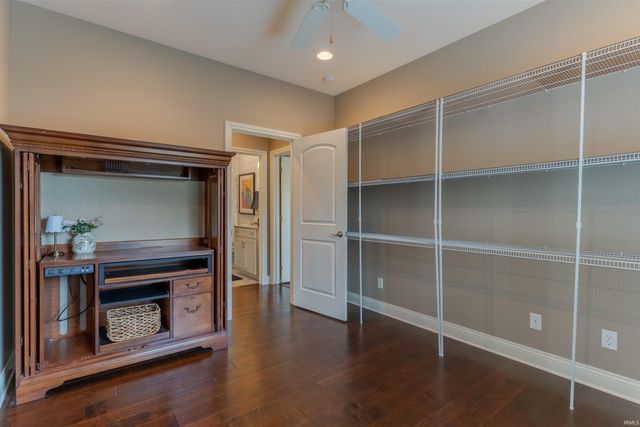 4827 Paddock Drive, Evansville, IN 47715