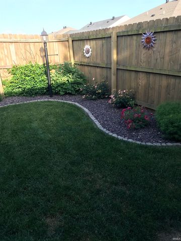 4827 Paddock Drive, Evansville, IN 47715