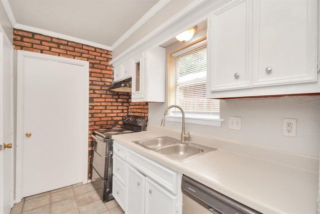 4803 Beechaven Street, Houston, TX 77053