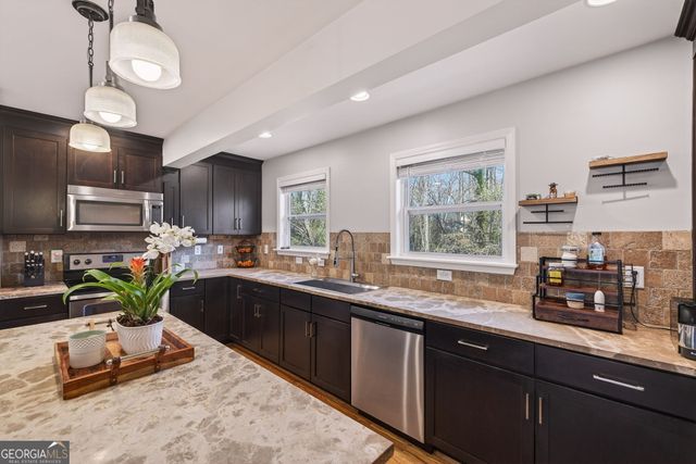 1547 Delia Drive, Decatur, GA 30033