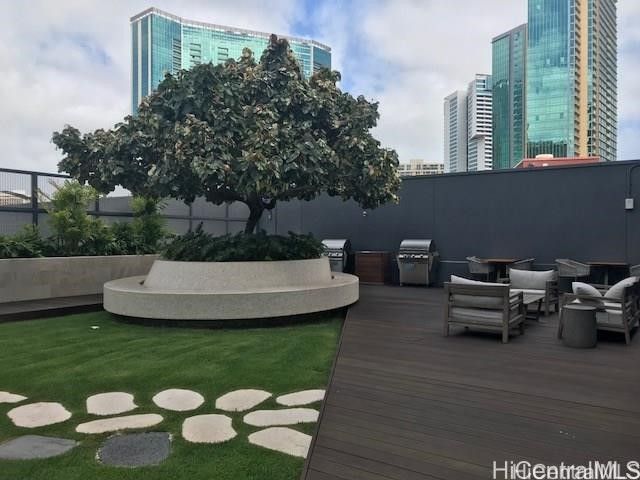 1108 Auahi Street 508, Honolulu, HI 96814