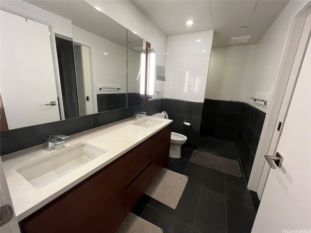 1108 Auahi Street 508, Honolulu, HI 96814