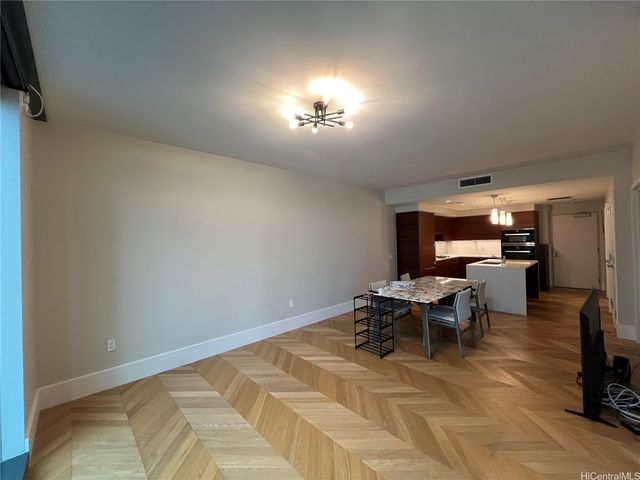 1108 Auahi Street 508, Honolulu, HI 96814