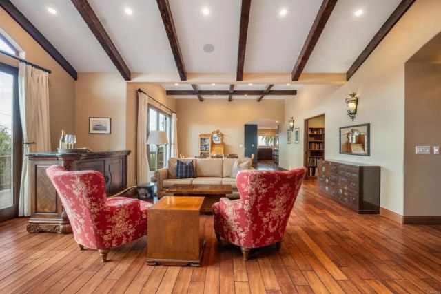 15466 Markar Road, Poway, CA 92064