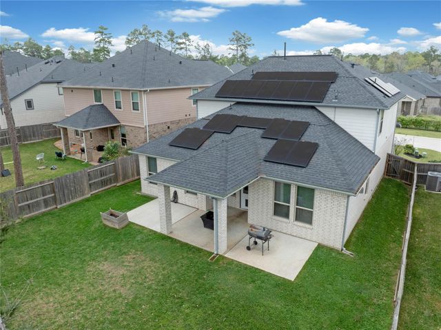 331 Silver Carp Trail, Willis, TX 77318