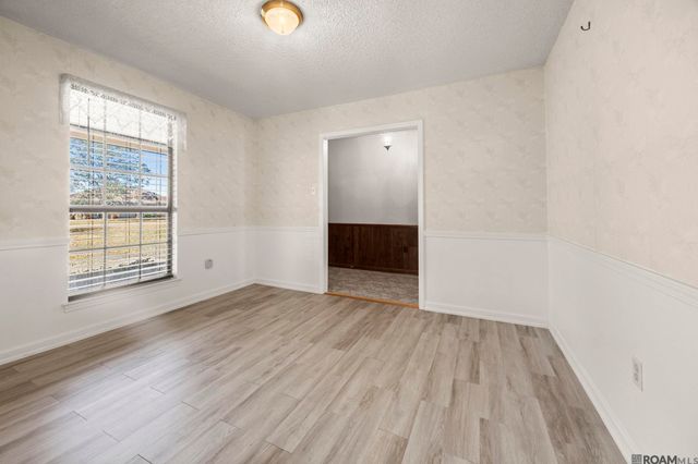 40037 Autumn Meadow Ave, Prairieville, LA 70769