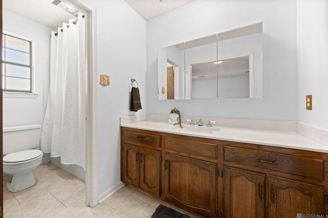 40037 Autumn Meadow Ave, Prairieville, LA 70769