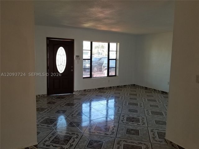17131 NW 10th Ct, Miami Gardens, FL 33169
