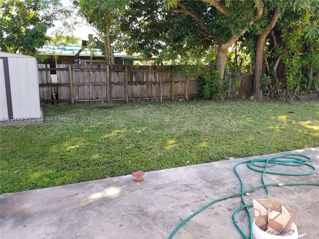 17131 NW 10th Ct, Miami Gardens, FL 33169
