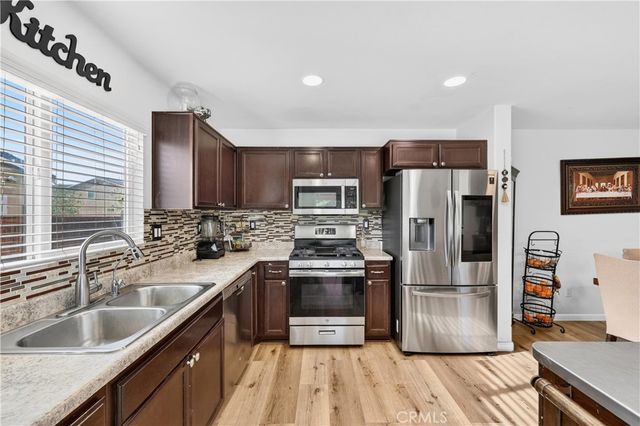 11105 Paso Blanco, Adelanto, CA 92301