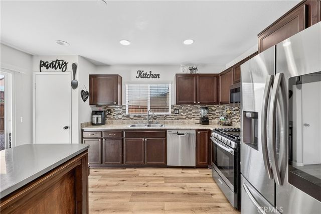 11105 Paso Blanco, Adelanto, CA 92301