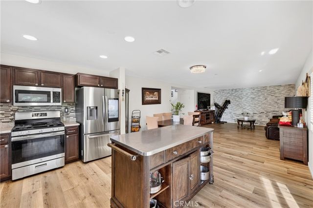 11105 Paso Blanco, Adelanto, CA 92301