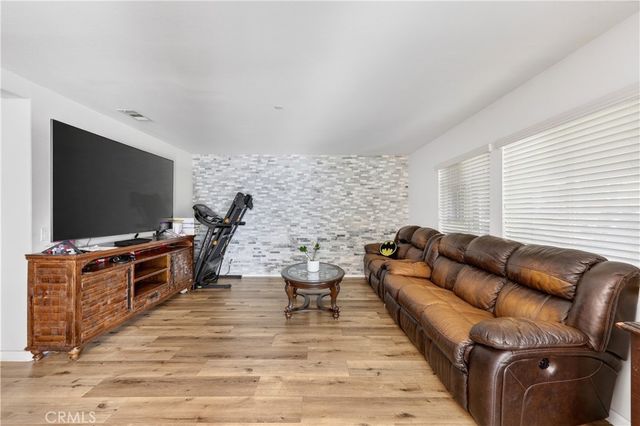 11105 Paso Blanco, Adelanto, CA 92301