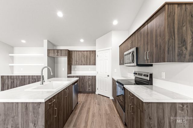 7109 E Kilkenny Ct, Nampa, ID 83687