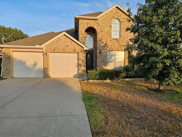 215 Lairds Drive, Coppell, TX 75019