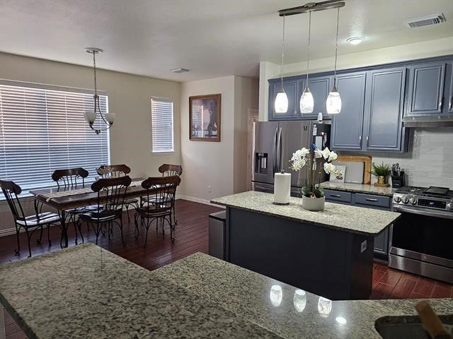 215 Lairds Drive, Coppell, TX 75019