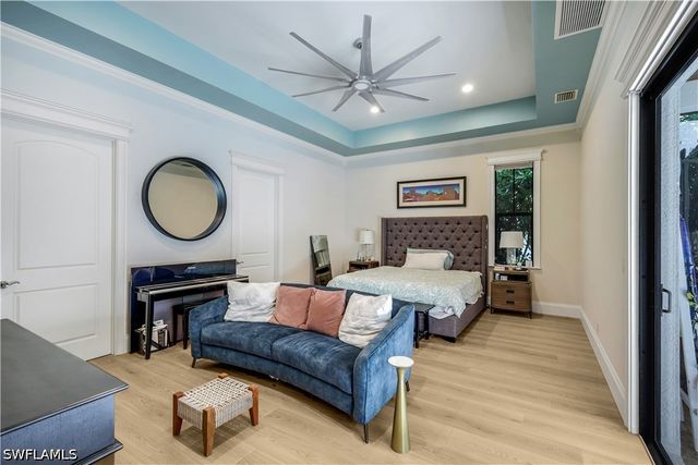 1455 Hemingway PL, Naples, FL 34103