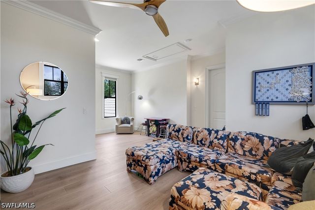 1455 Hemingway PL, Naples, FL 34103