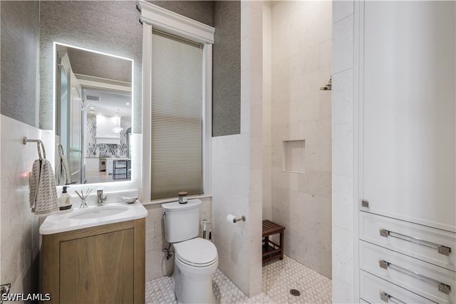 1455 Hemingway PL, Naples, FL 34103