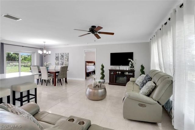 1530 Everglades BLVD S, Naples, FL 34117