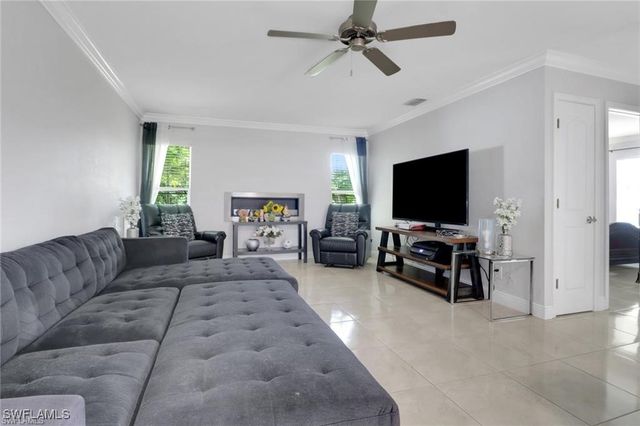 1530 Everglades BLVD S, Naples, FL 34117