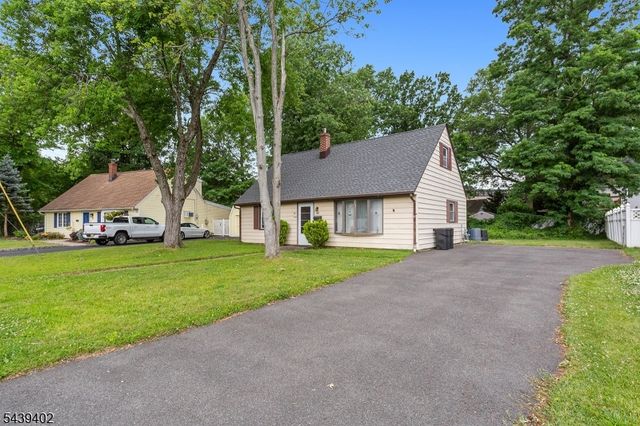 44 Bergen Dr, Little Falls Twp., NJ 07424
