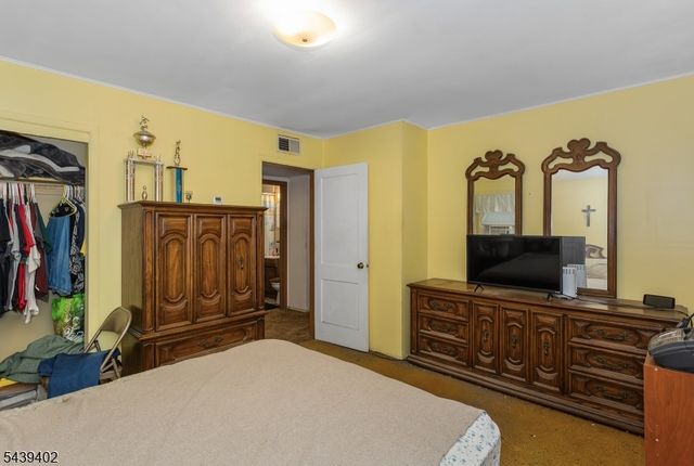 44 Bergen Dr, Little Falls Twp., NJ 07424