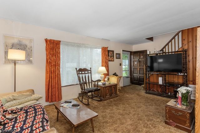 44 Bergen Dr, Little Falls Twp., NJ 07424